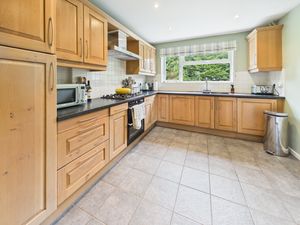 KITCHEN- click for photo gallery